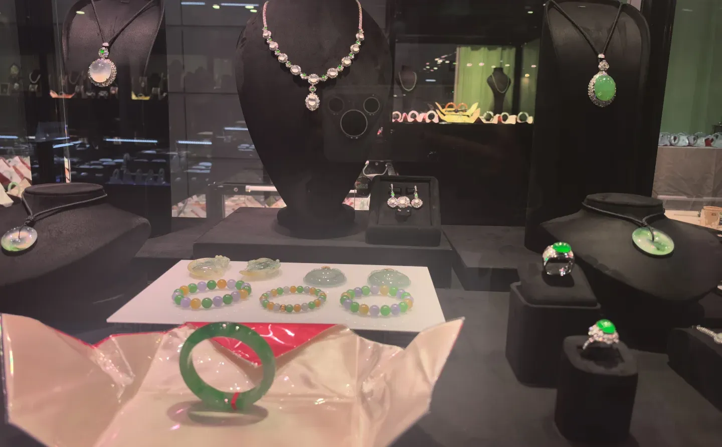 找我免费领珠宝展门票啦