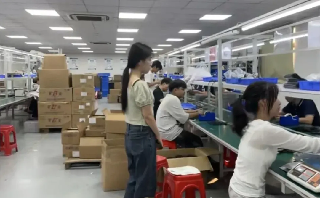 今天的生产线太好拍了！