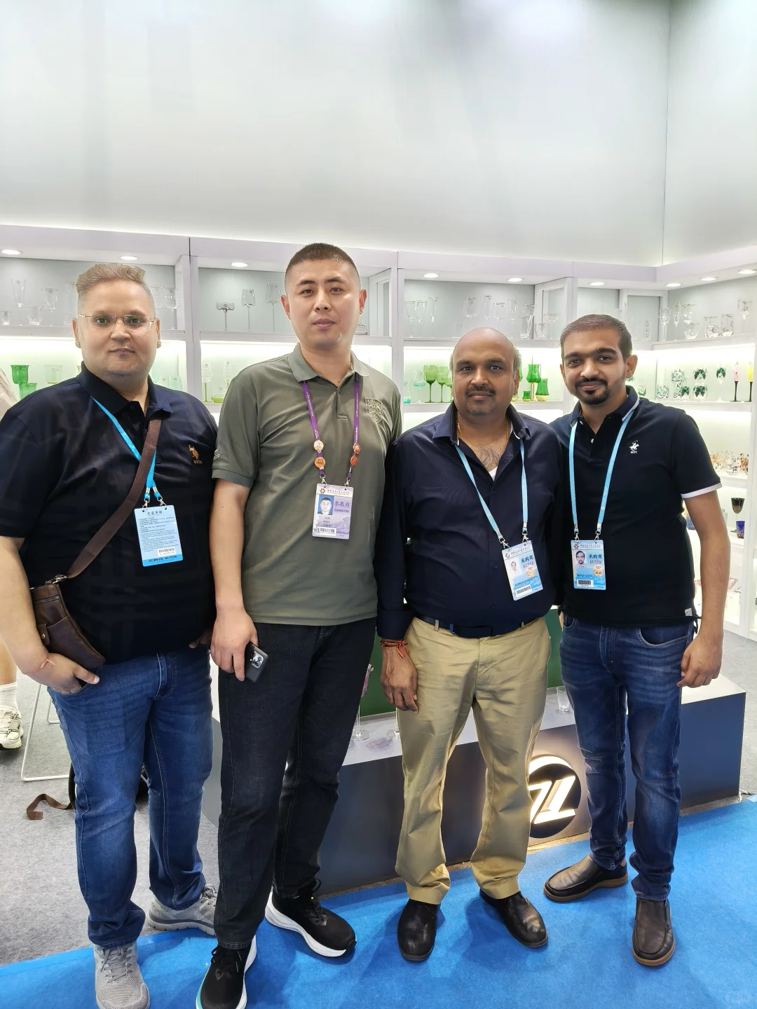 携手国际友人，共绘未来蓝图