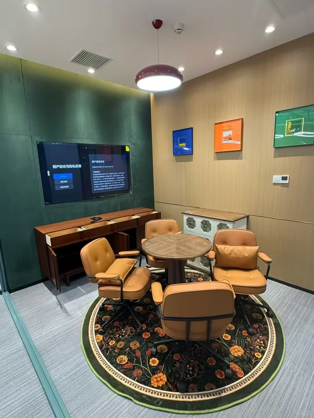 创业的我在广交会旁?800?搞定?工作室！