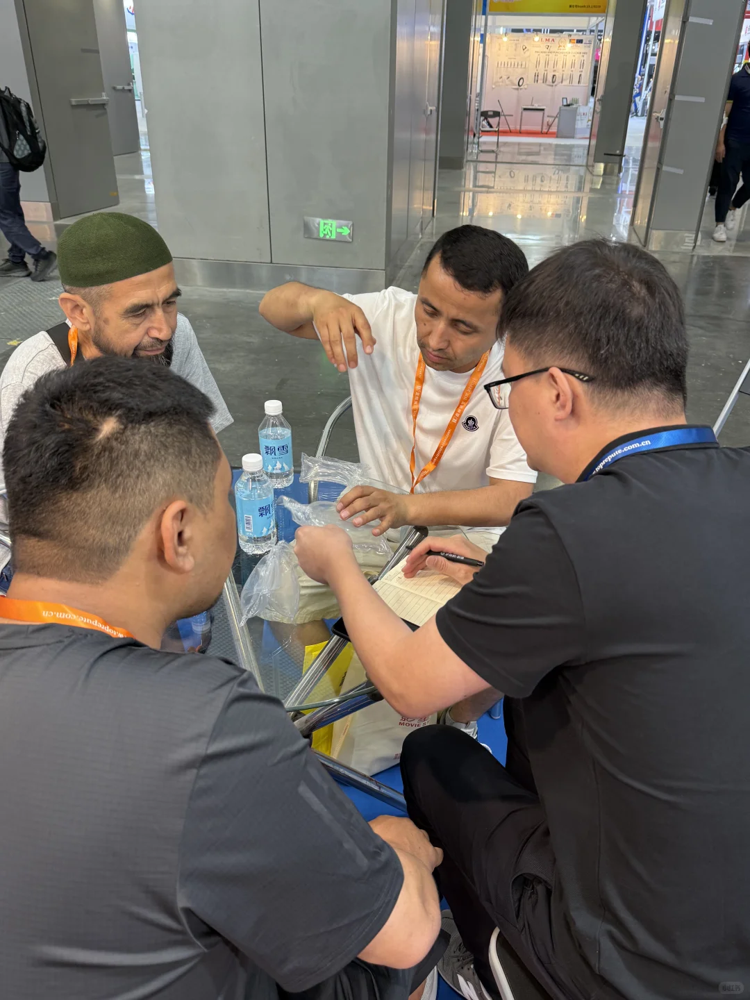 诚接六、七月英语翻译