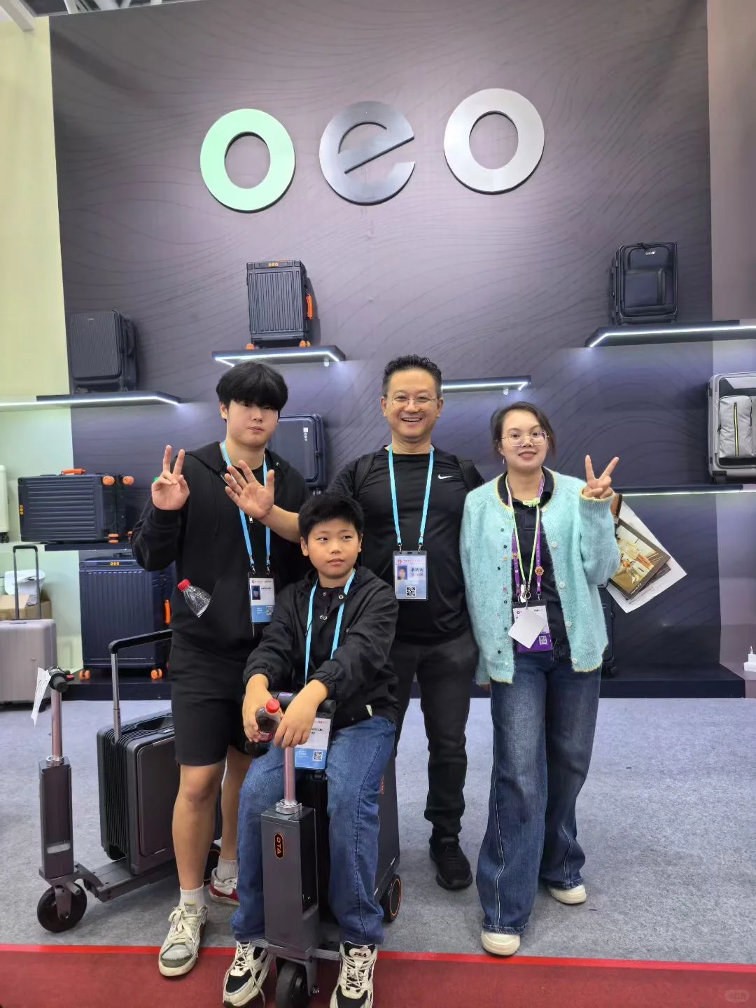 广交会结束啦 “广交世界，互利天下”