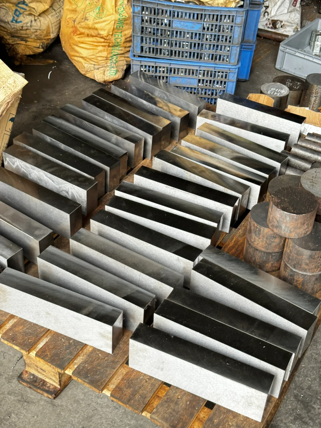 机加6?️产能拉满，招人是招得我心力交瘁……