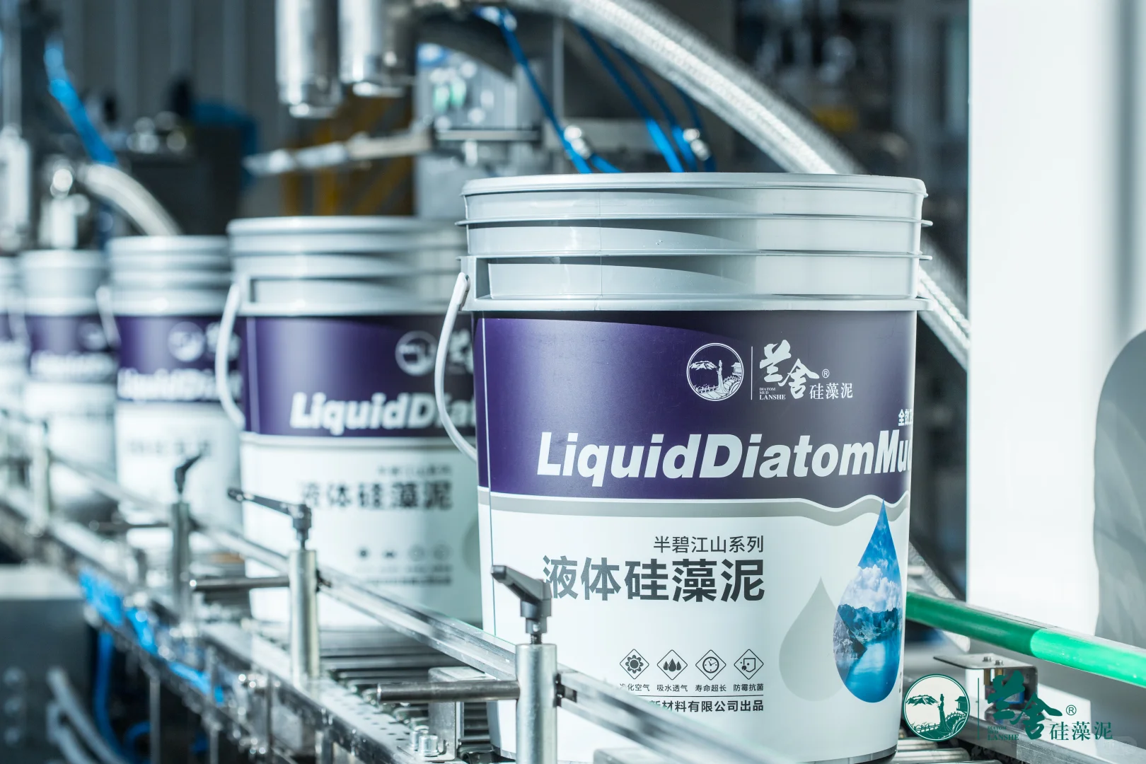 谁家生产车间这么板正啊！是我呀~