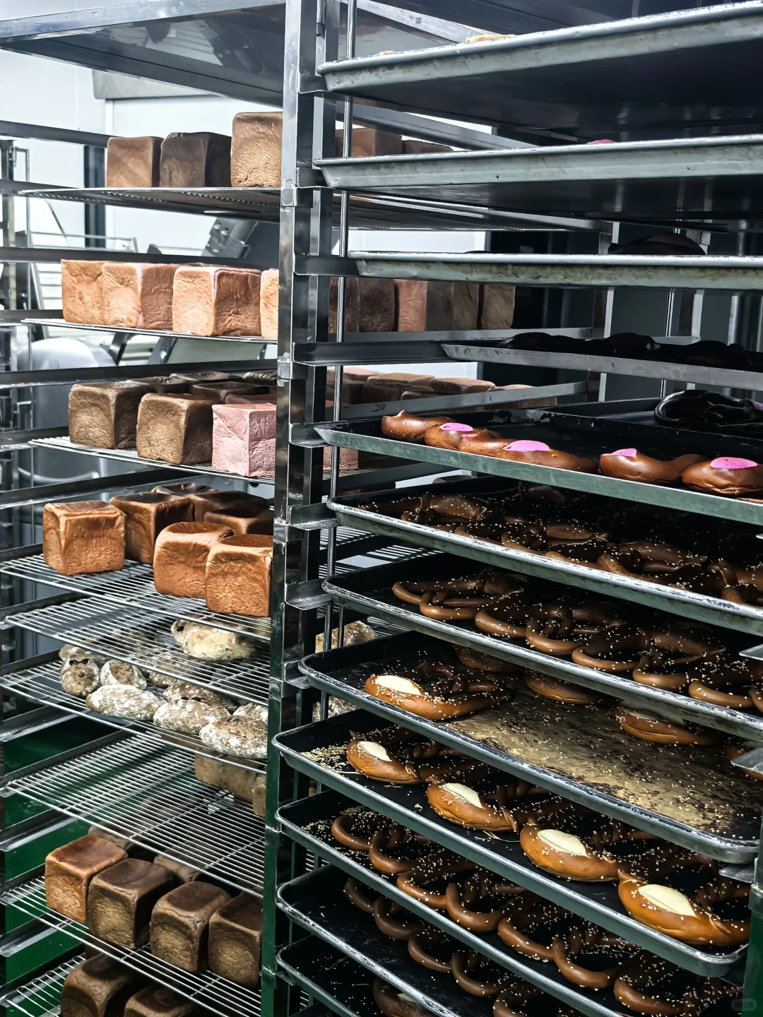 这是一家宝藏面包工厂