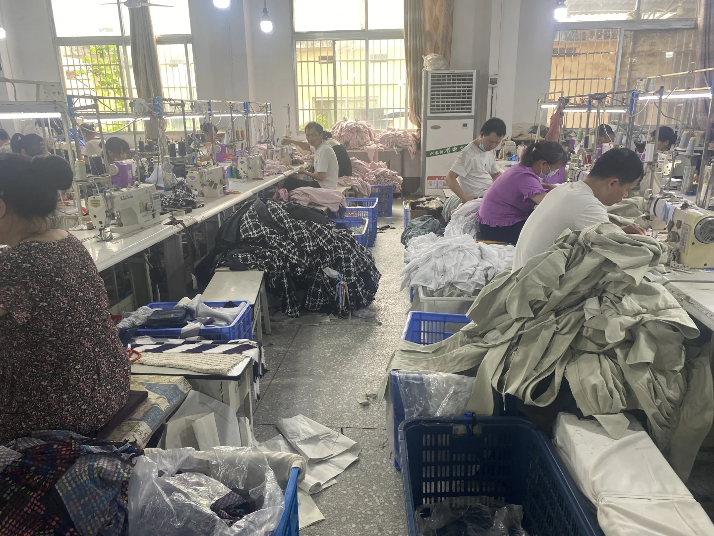 ??开发服装品牌，如何找中国工厂合作