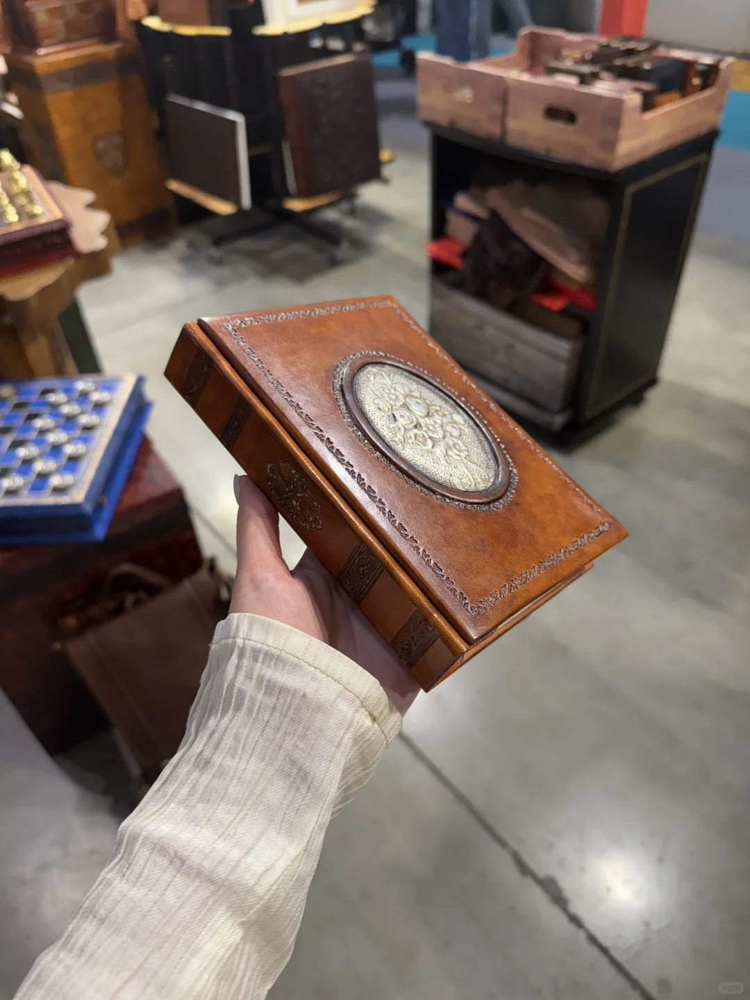 米兰展会买到的笔记本，颜值高到舍不得写！