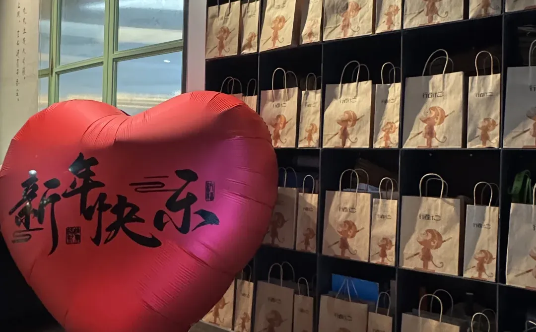 咖啡店里的会议室、你不会还不知道 咖啡店