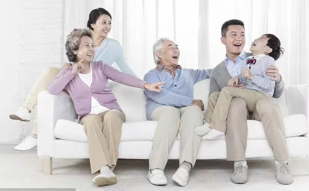 保定充场人员观众充场临时演员扮演父母亲戚