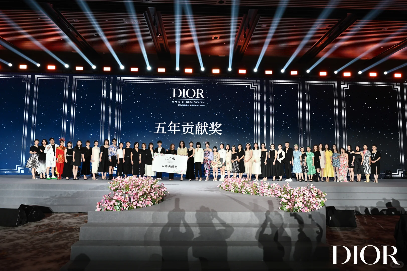 成都年会策划|成都年会布置|年会舞蹈节目