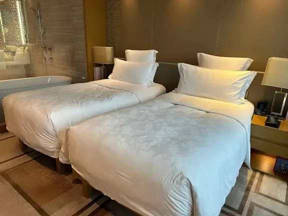 广州朗豪酒店12-2月旅行社价格