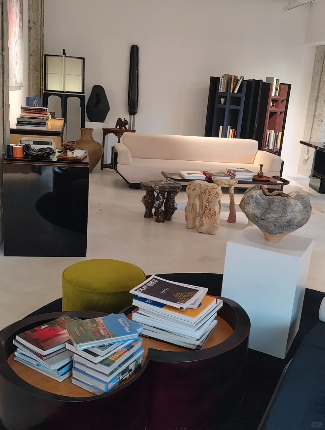 上海看展 | 苏州河畔百年仓库里的空间美学