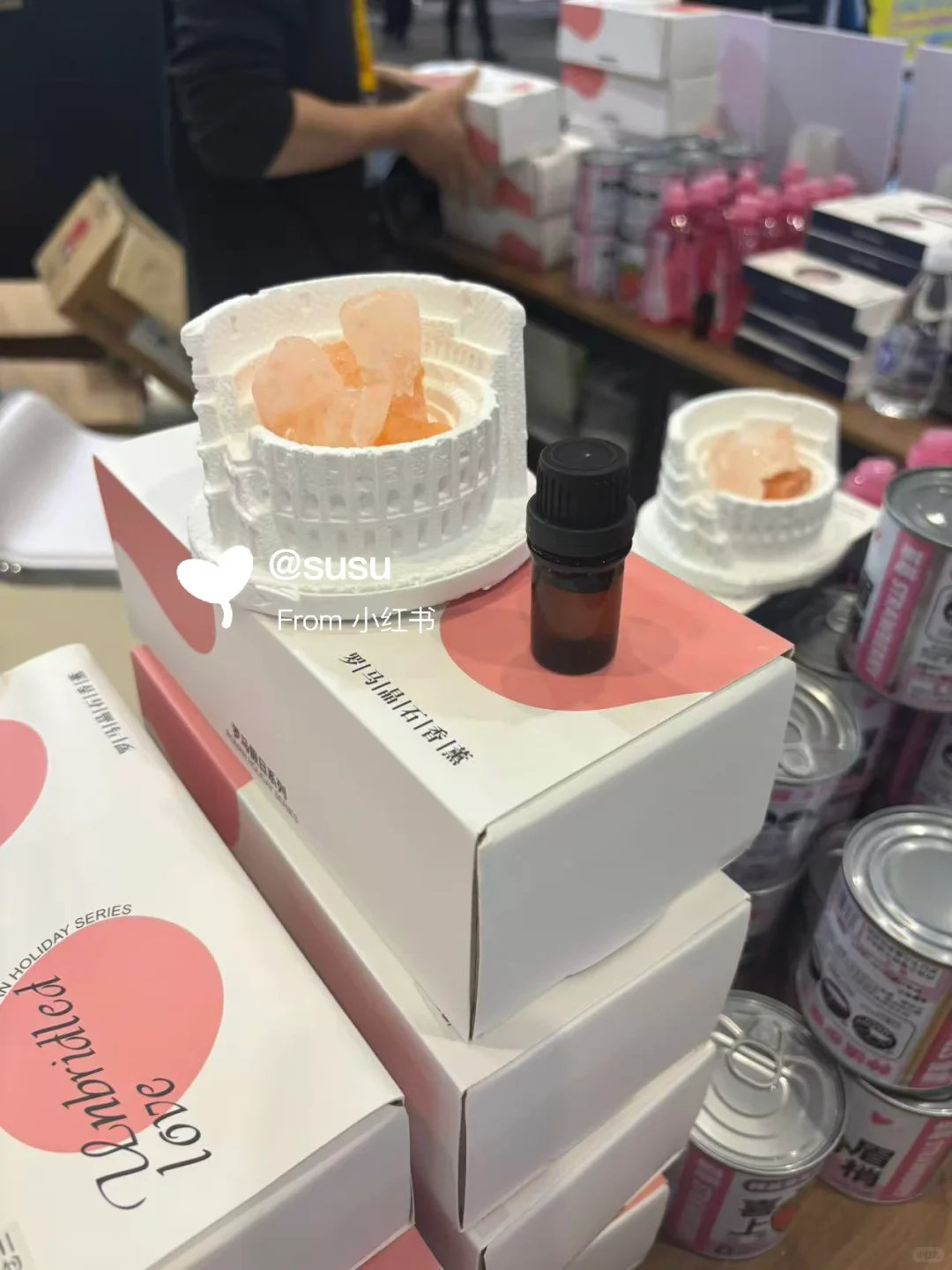 12.16逛国展 （羊毛?）真能试吃到饱..