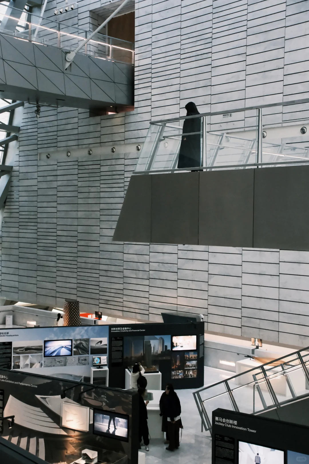 深圳新展?用未来感重新定义21世纪建筑美