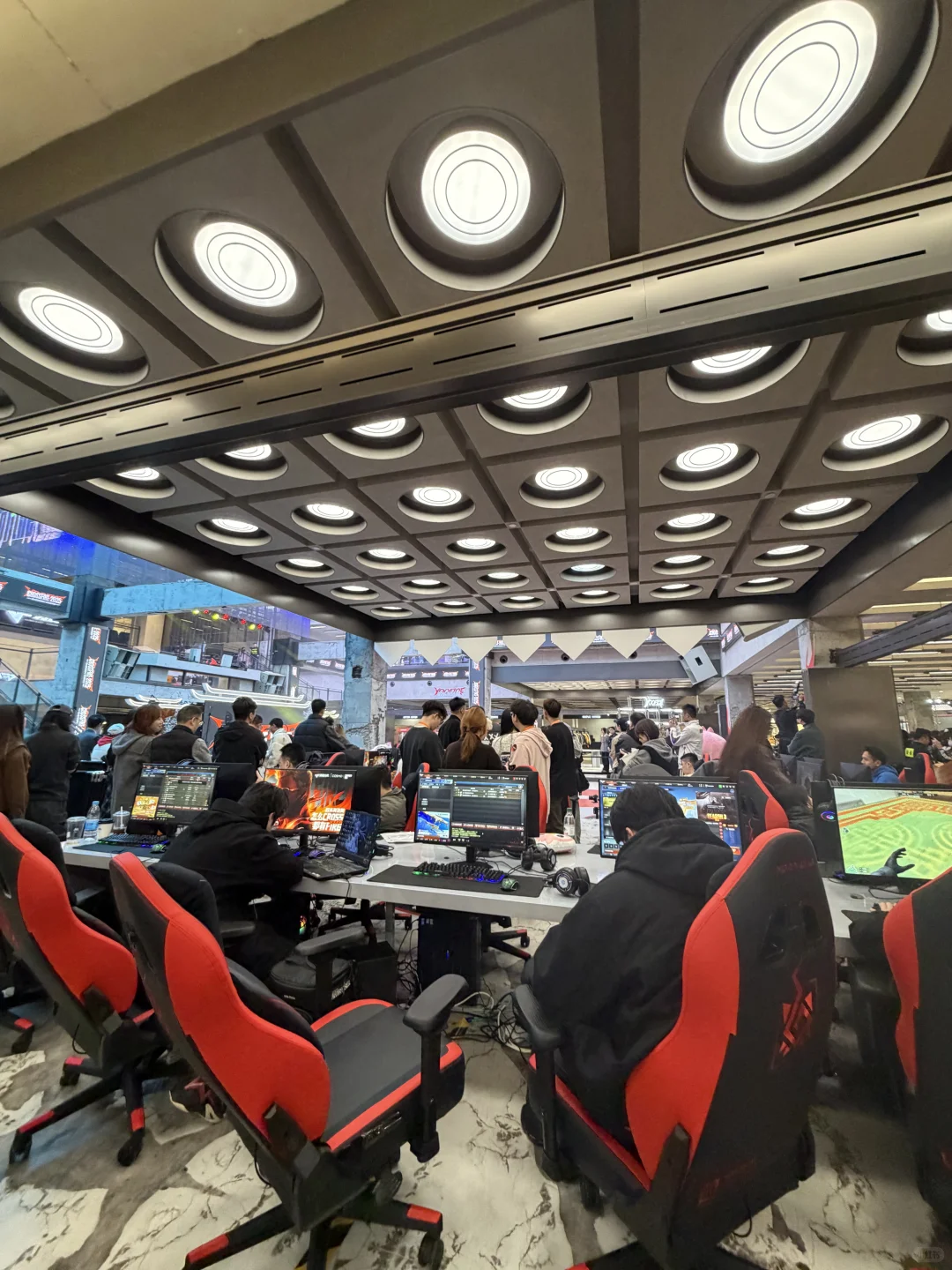 今天就穿这个鸟?样出门了！