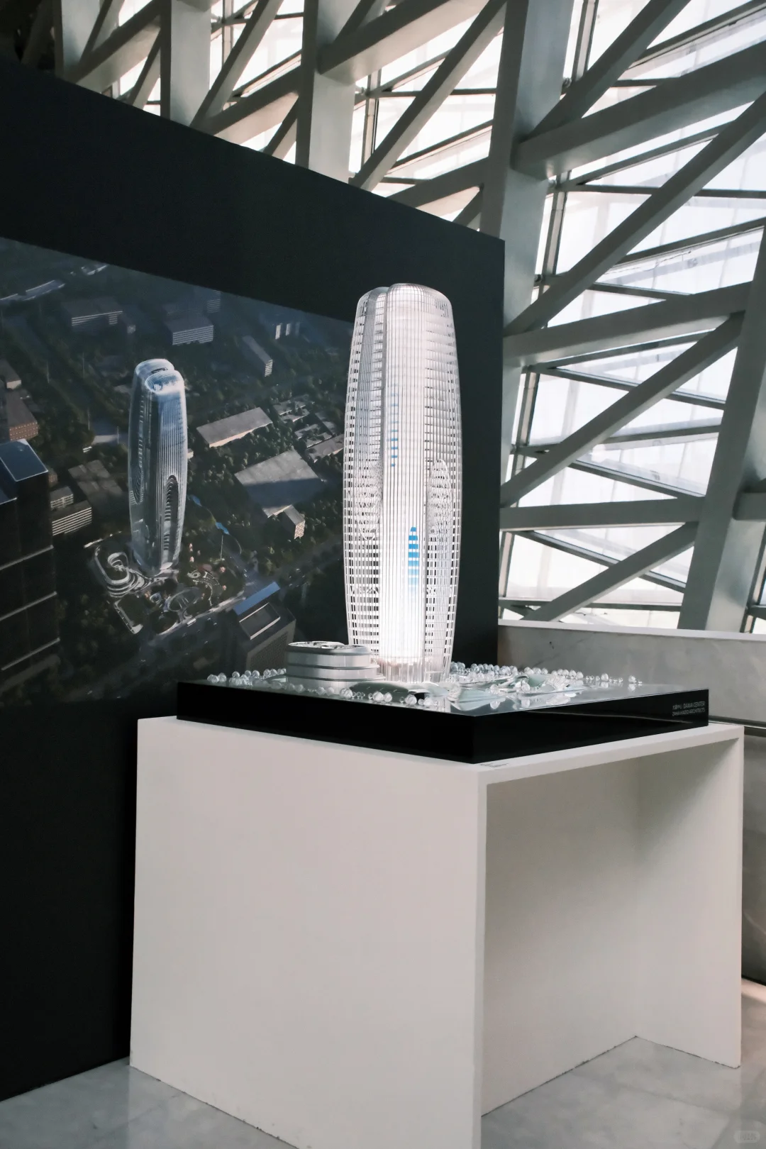 深圳新展?用未来感重新定义21世纪建筑美