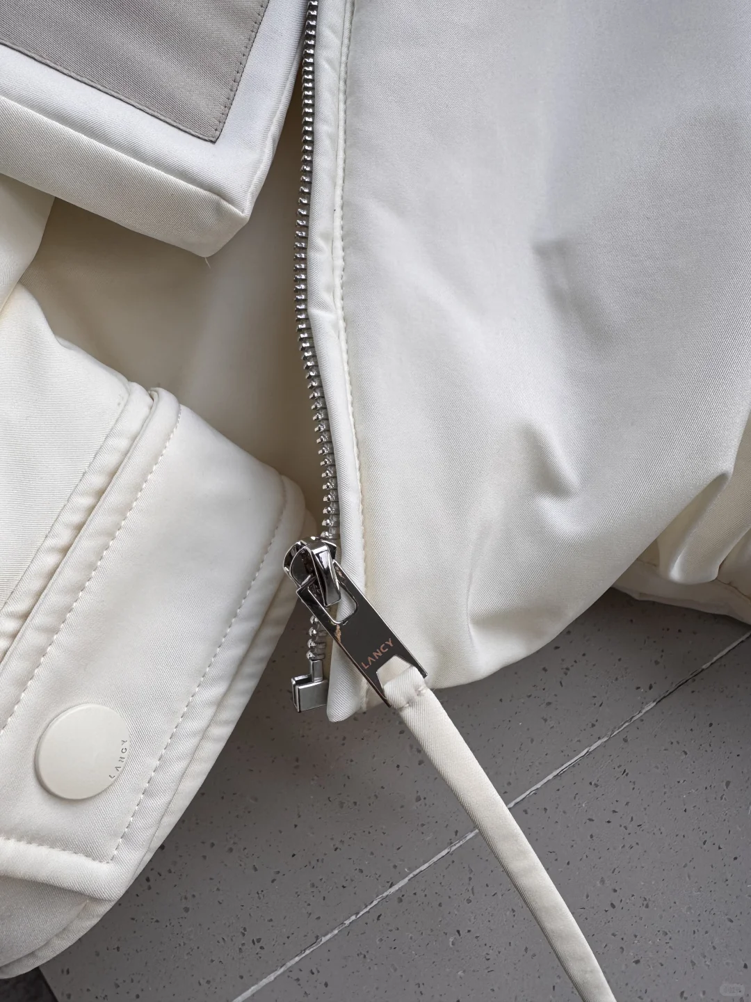 一直复购的外贸店，买到了心怡的新款鹅绒服