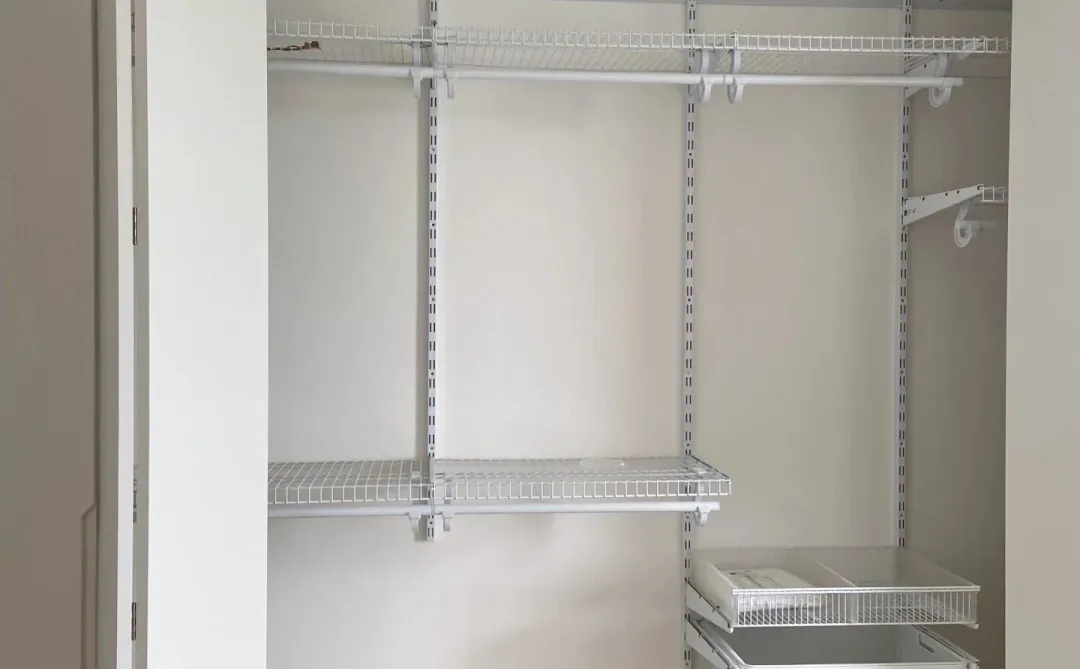 金属极简衣柜|苏州全屋定制工厂