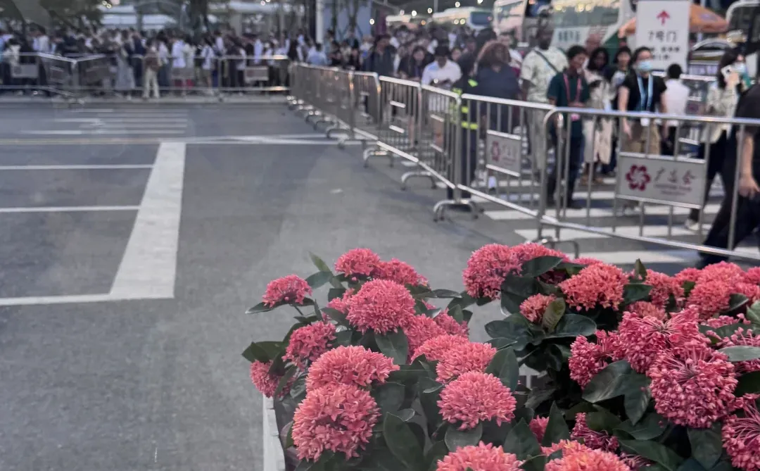 好多人啊！第138届广交会