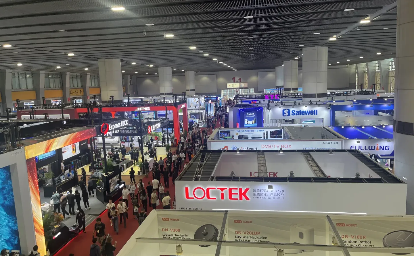 138届广交会第一天，感觉来了一亿人