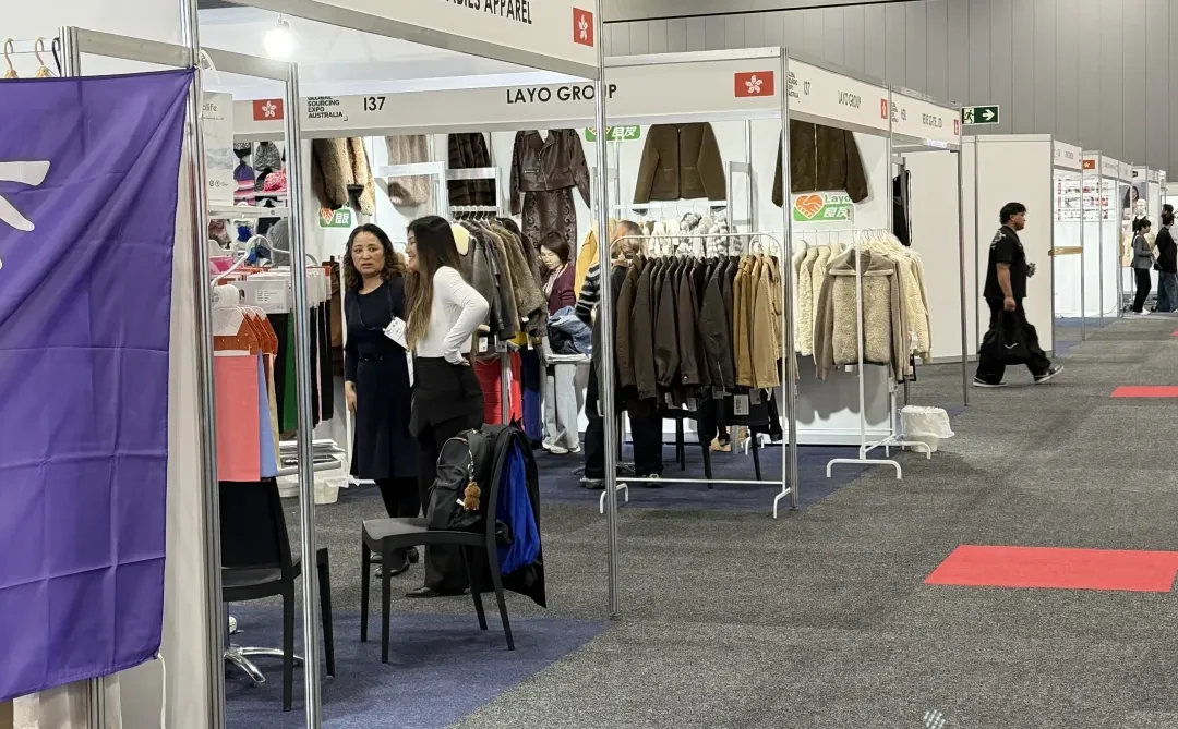 墨尔本展会翻译穿搭