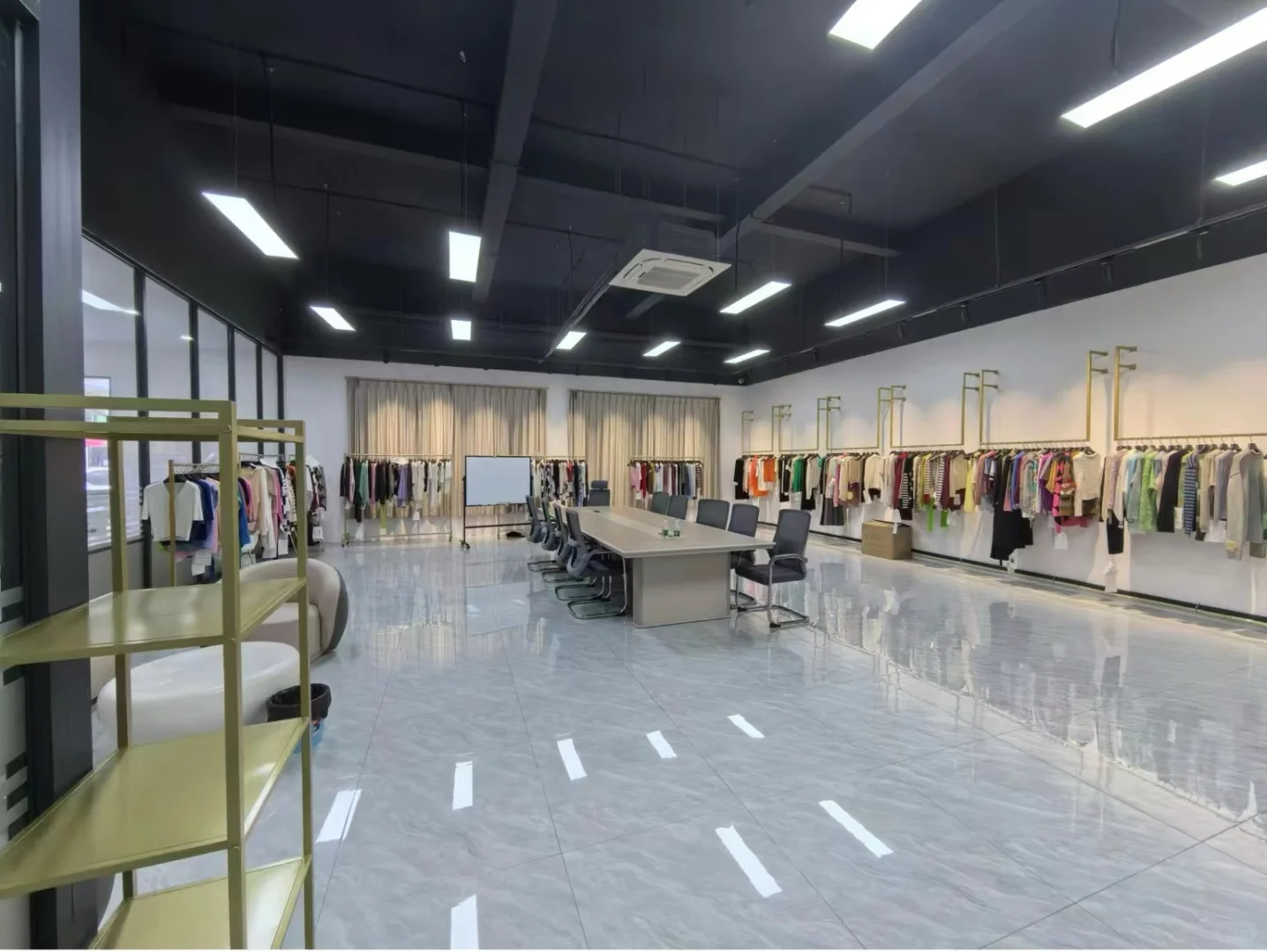 工厂车间图片 你要找的源头工厂在这里