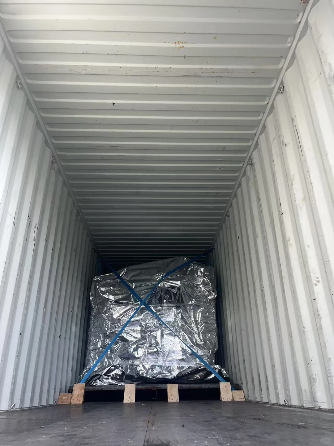 5柜俄罗斯清关派送装柜完成，等发车