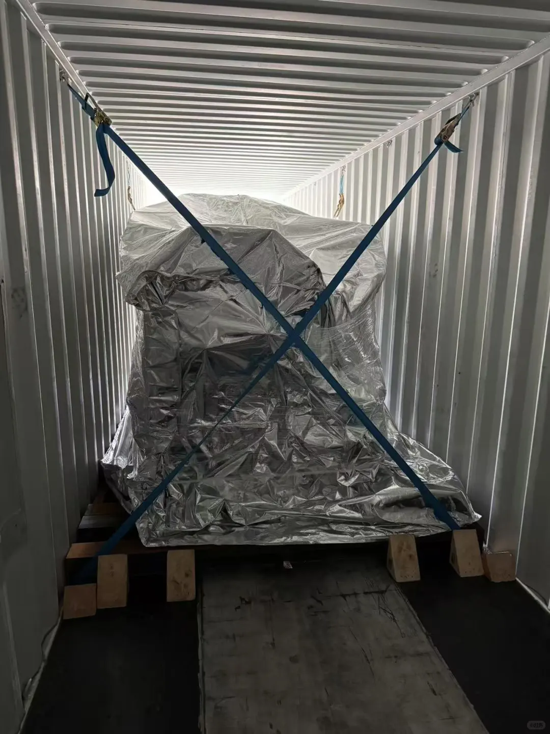 5柜俄罗斯清关派送装柜完成，等发车