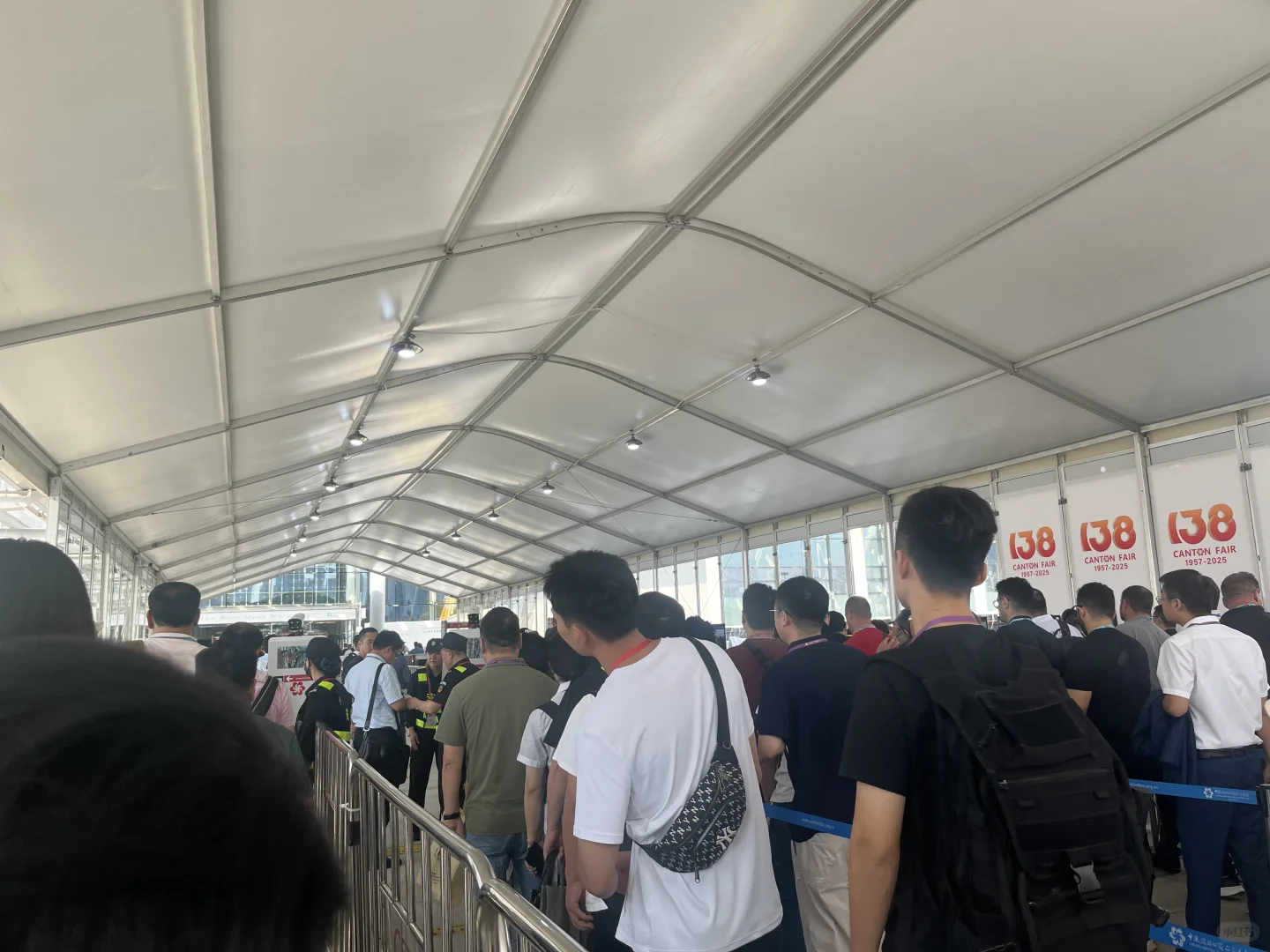 138届广交会第一天，感觉来了一亿人