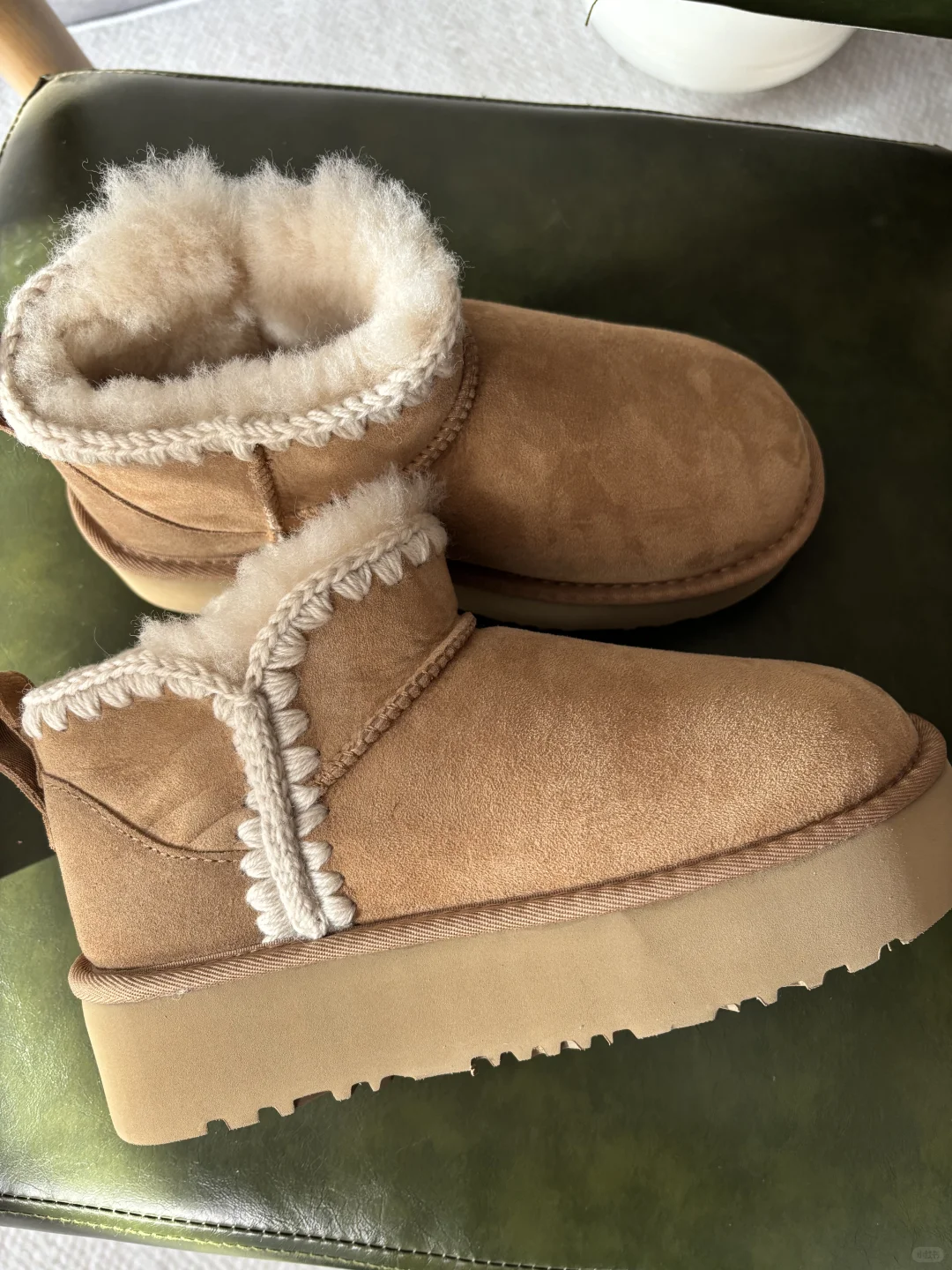 ? 这双毛线v口雪地靴,一眼就爱上了