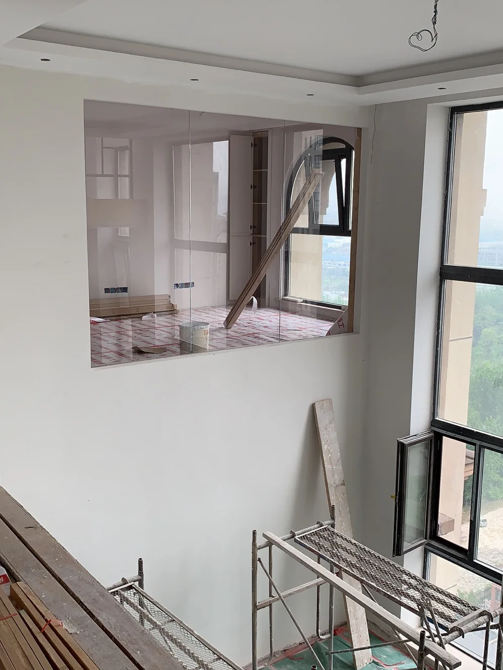 普通玻璃和超白玻璃