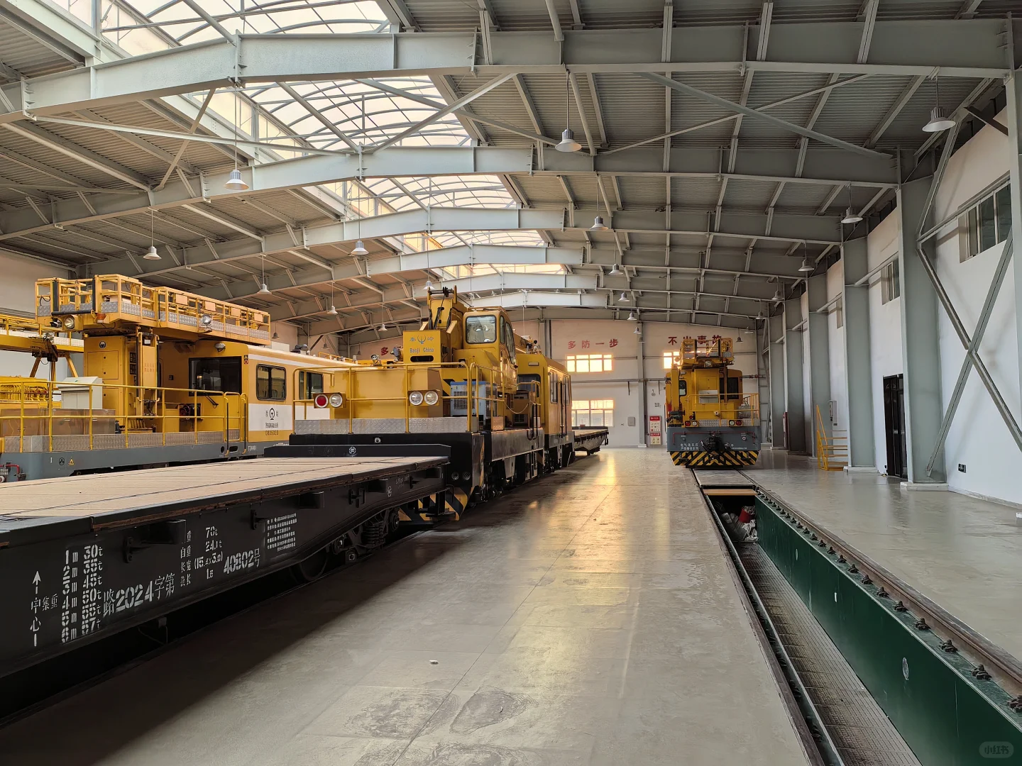 造车的车间真的太震撼了！