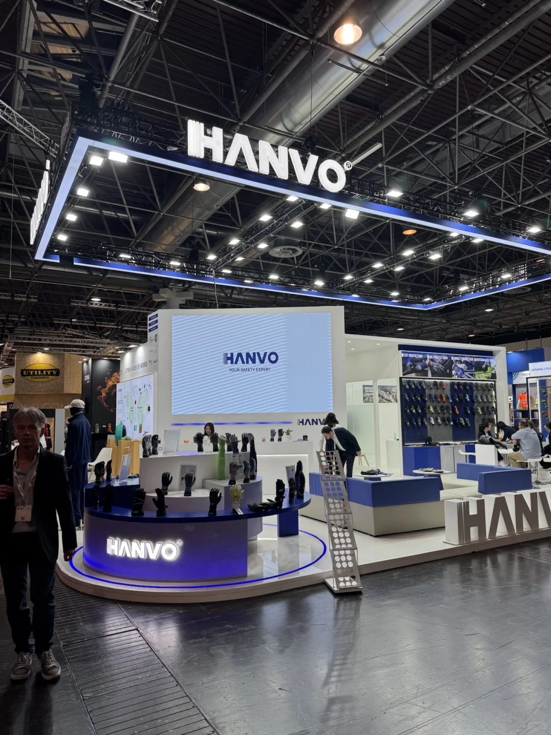 接杜塞MEDICA医疗展