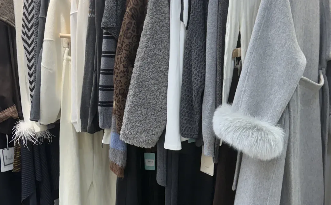 新开的女装店一个月营业额才1w还能坚持吗