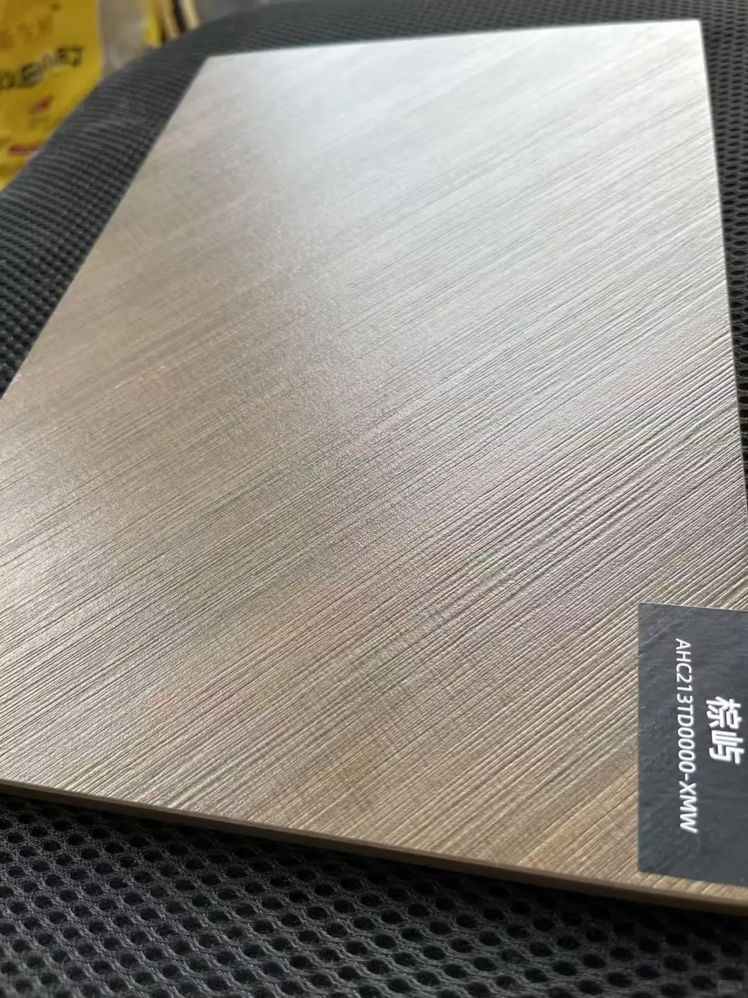 这么好看的岩板谁不爱呢？