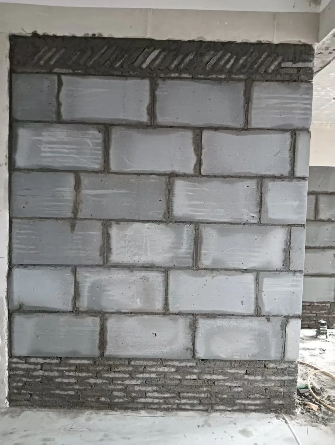 17平米砌墙工费1500合适吗