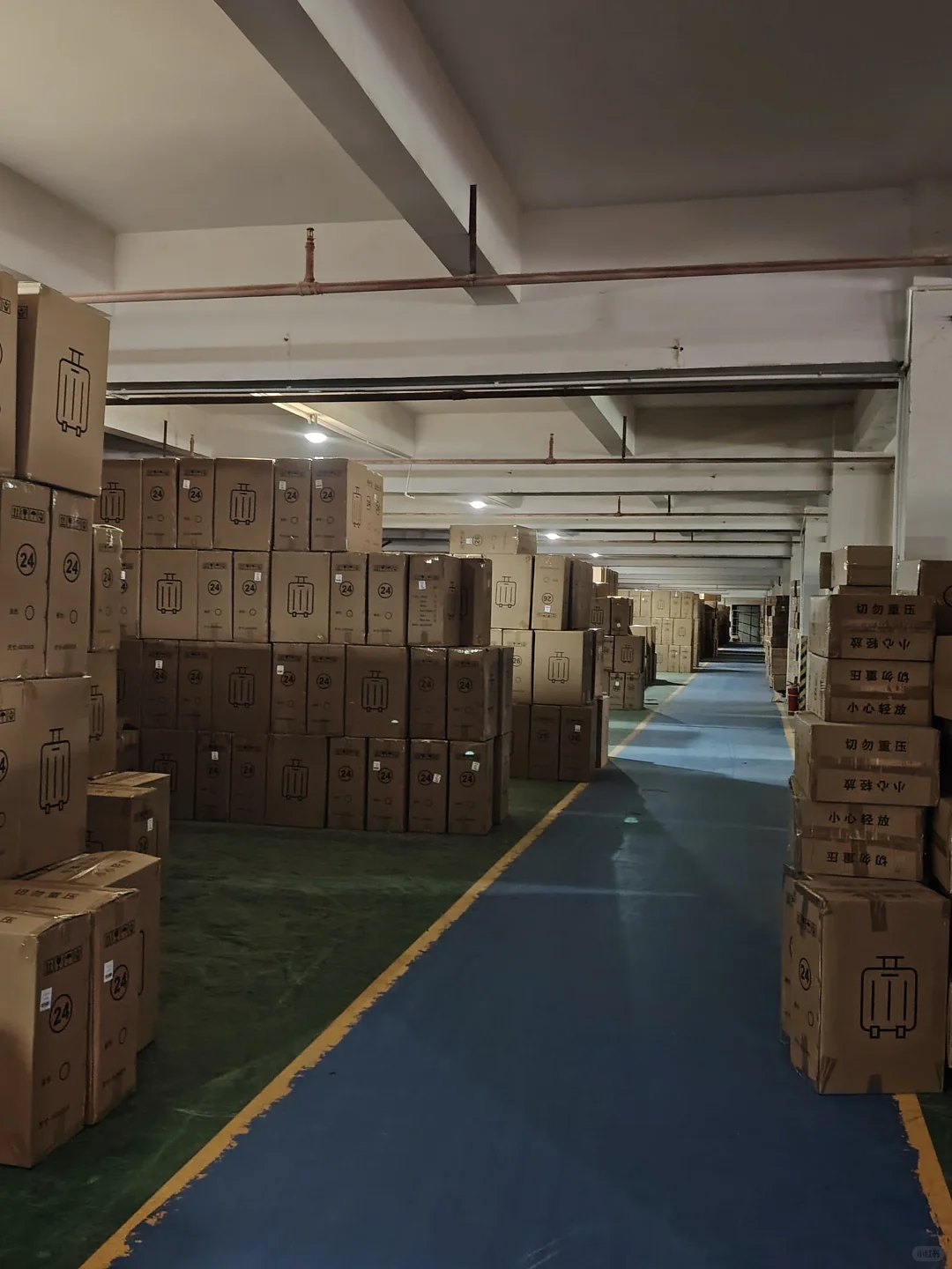 在广东15年箱包厂，品质与效率的完美结合