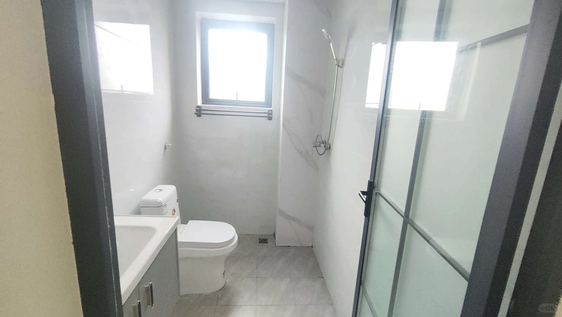 四川农业大学附近锦绣城三期精装套四出租