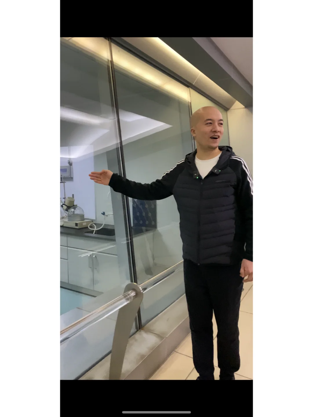 飞哥亲自视察加加零添加的生产线了