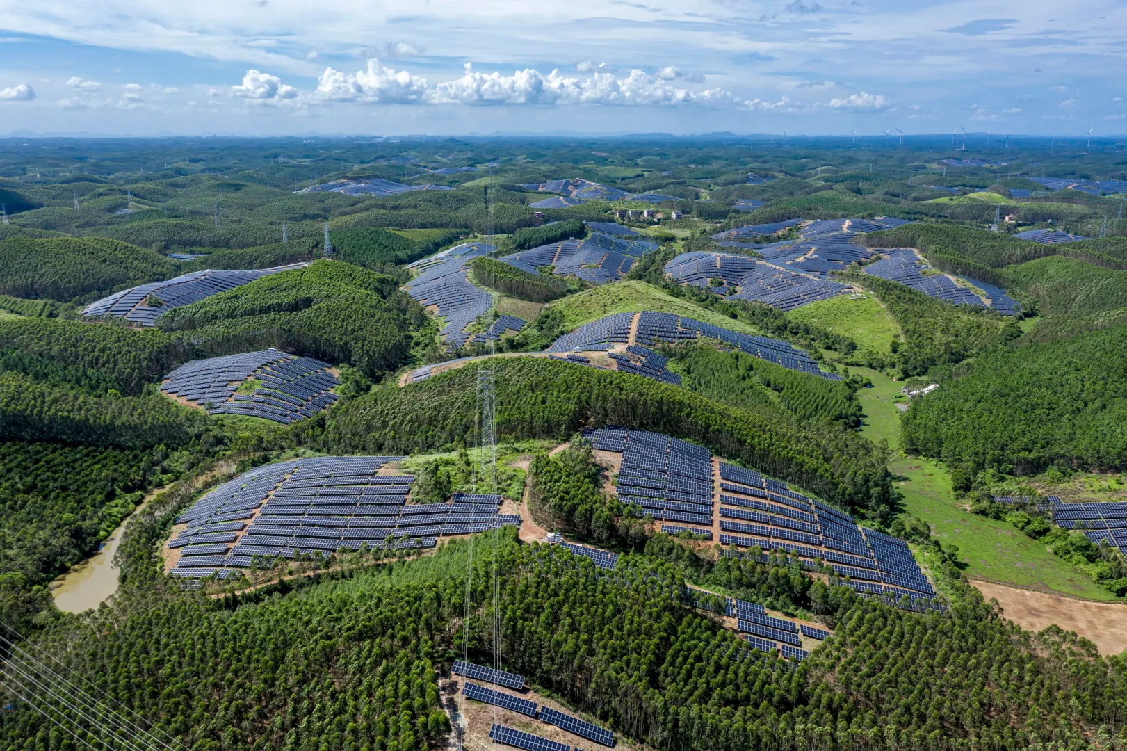 中国电建真强啊,一天中标16亿元!