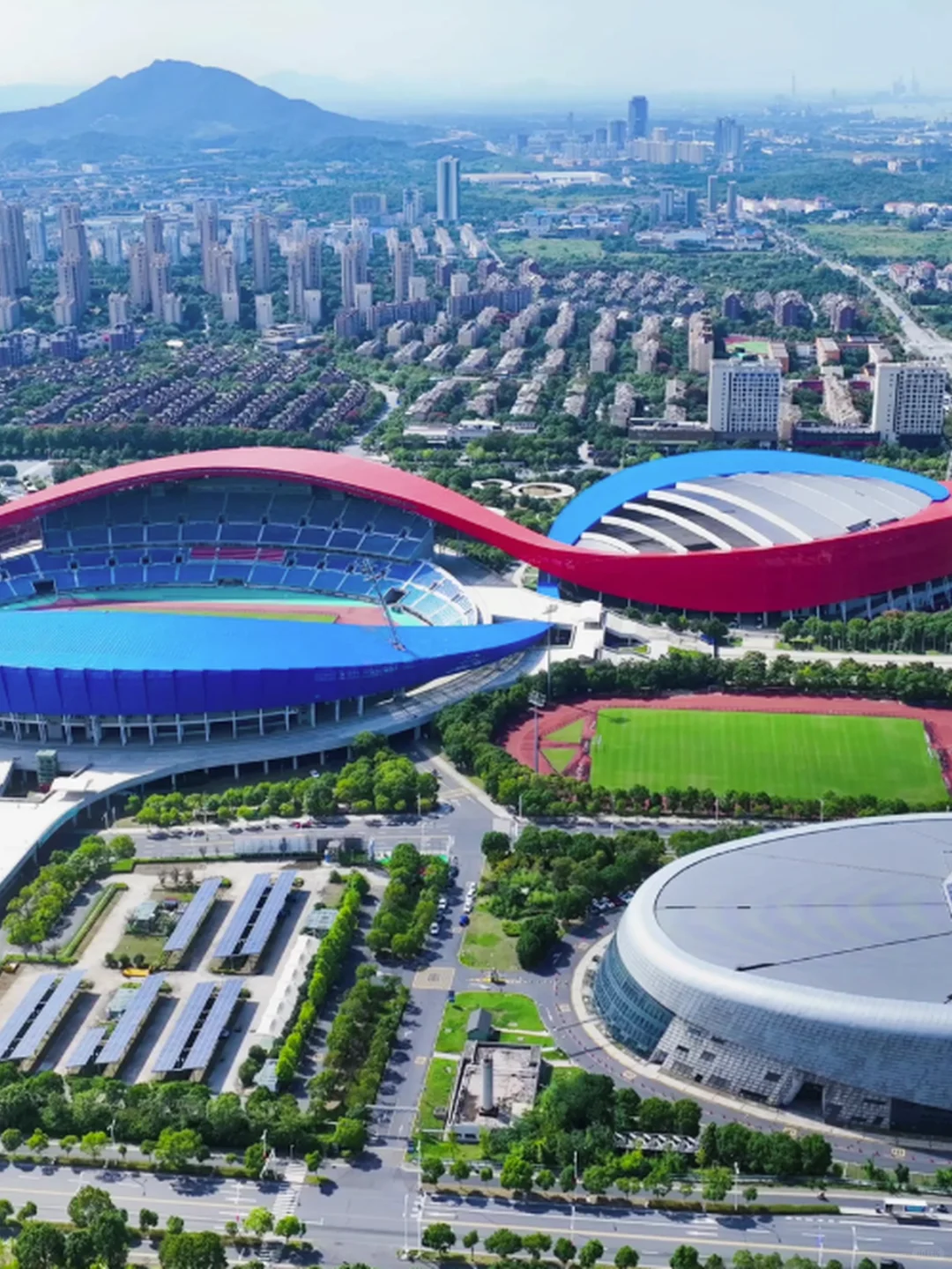 每日球场 | 188 镇江体育会展中心体育场