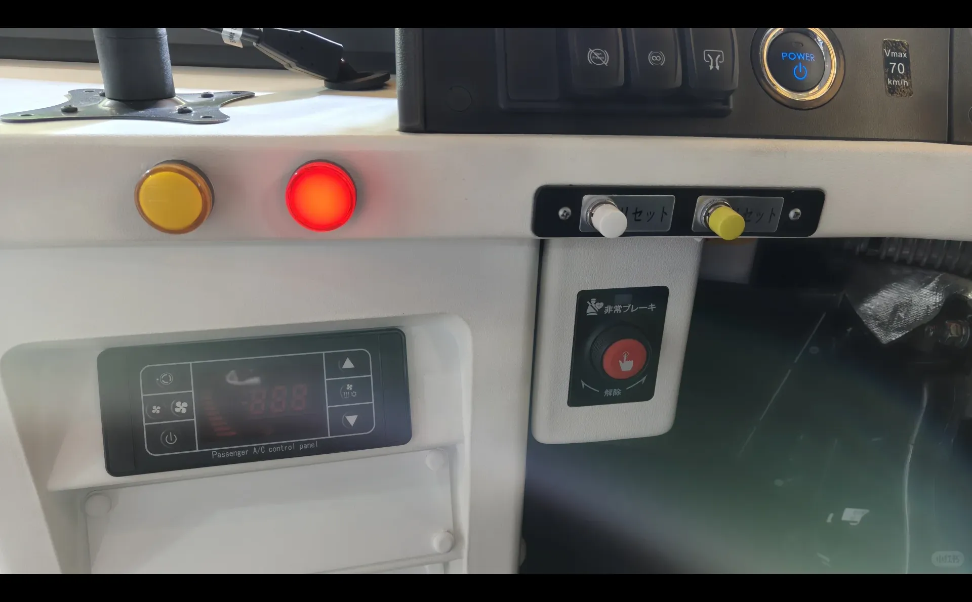 上海国际客车展-BYD J6