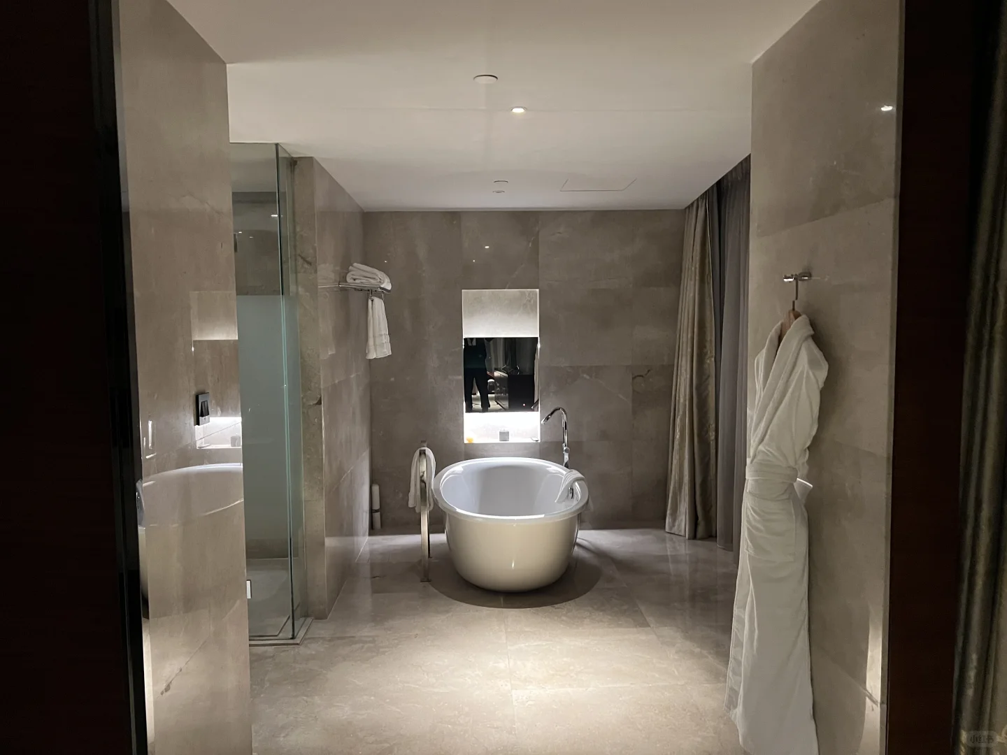 广交会威斯汀，从从容容