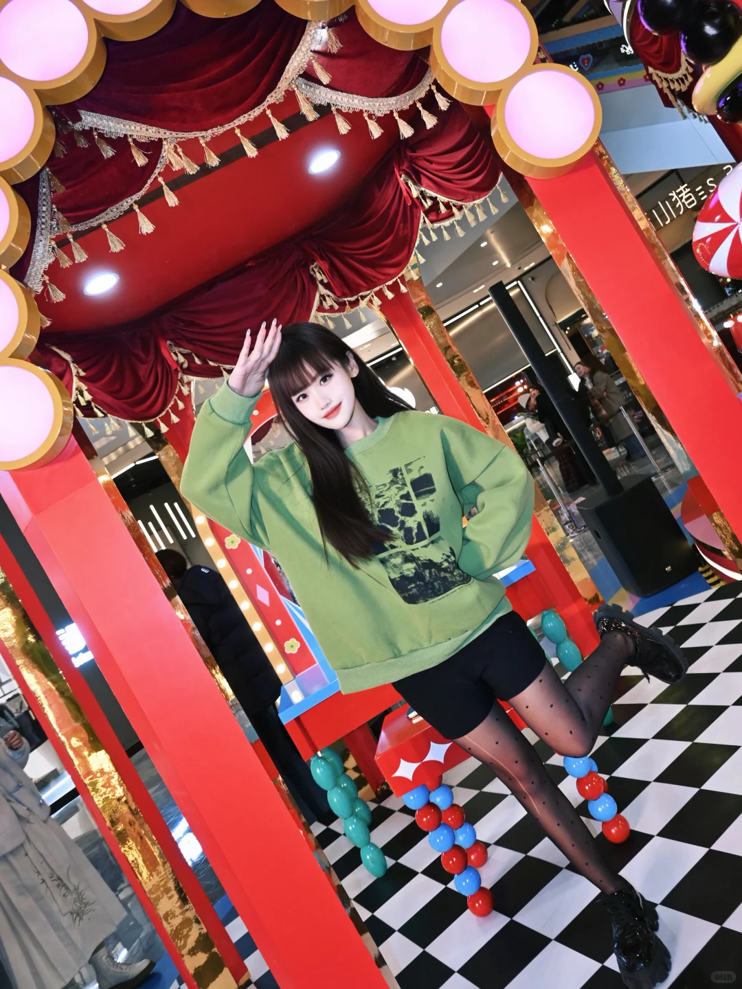来福士×HUMANA首展?好甜好浪漫啊啊啊
