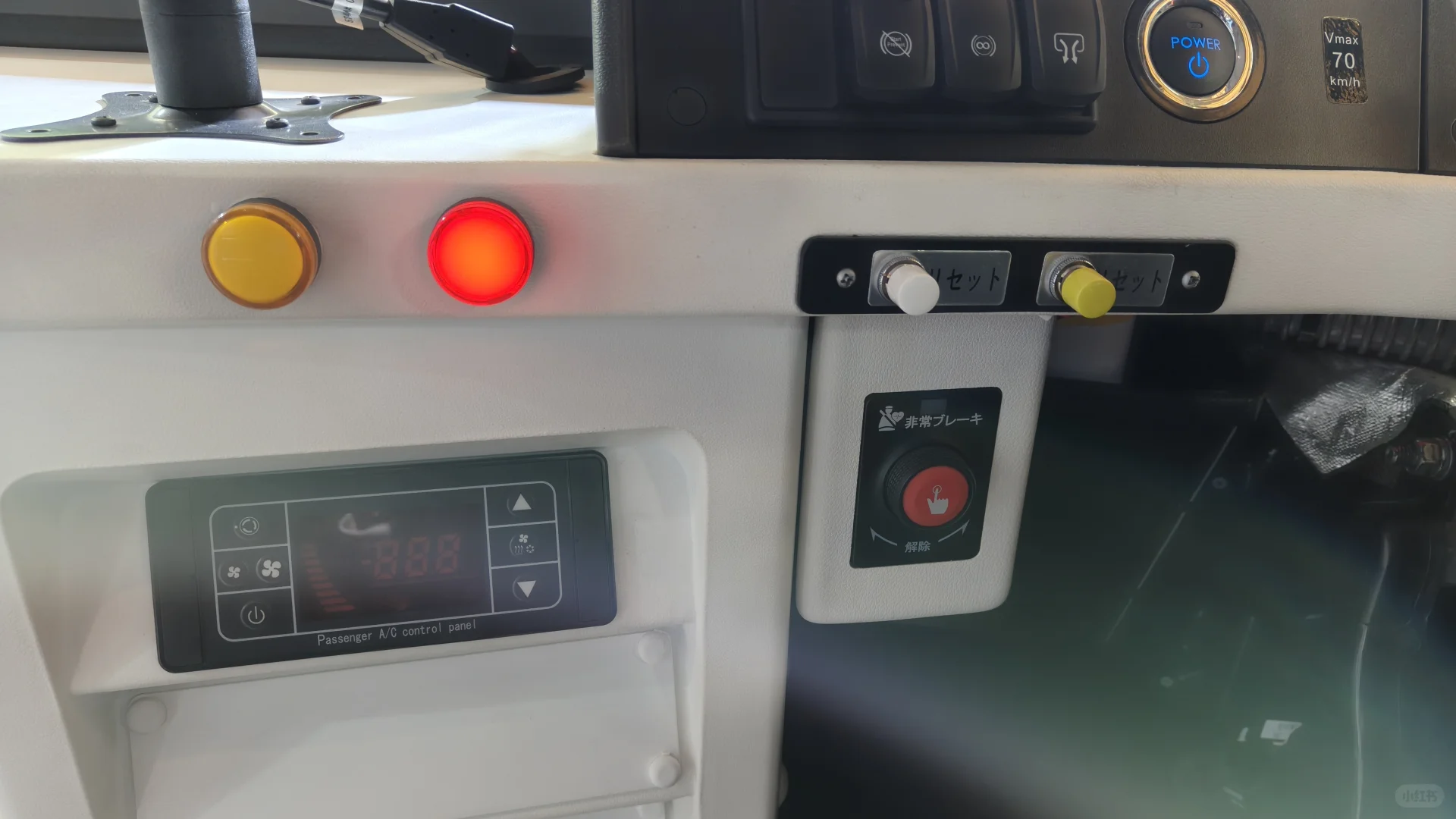 上海国际客车展-BYD J6