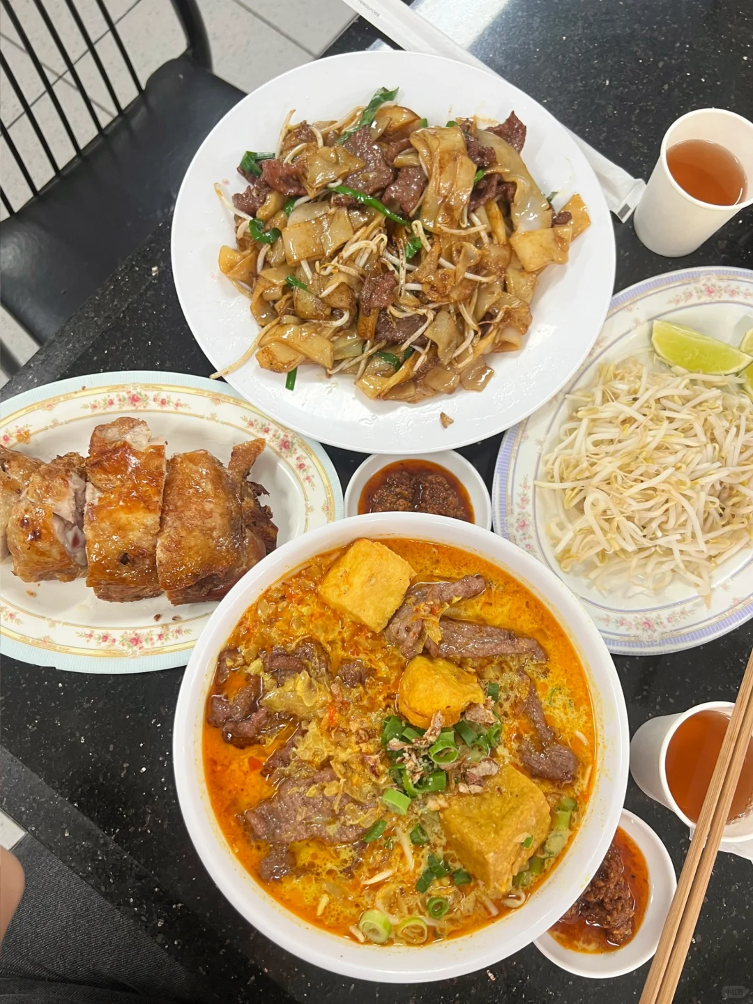 可以 n 刷的早餐店|早起采购完,喝汤吃pho?