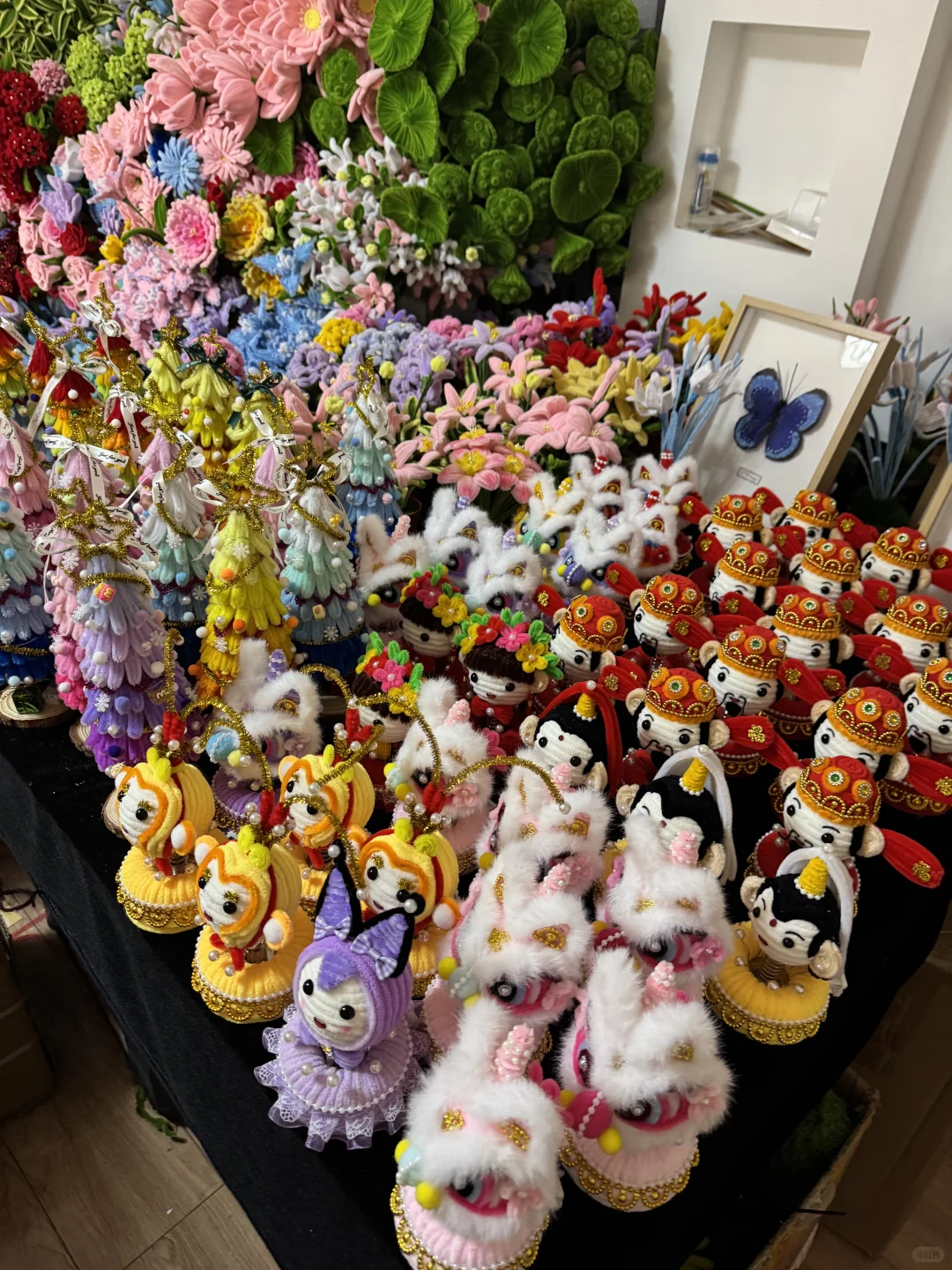 Source Factory: 2000+ Twist Tie Crafts