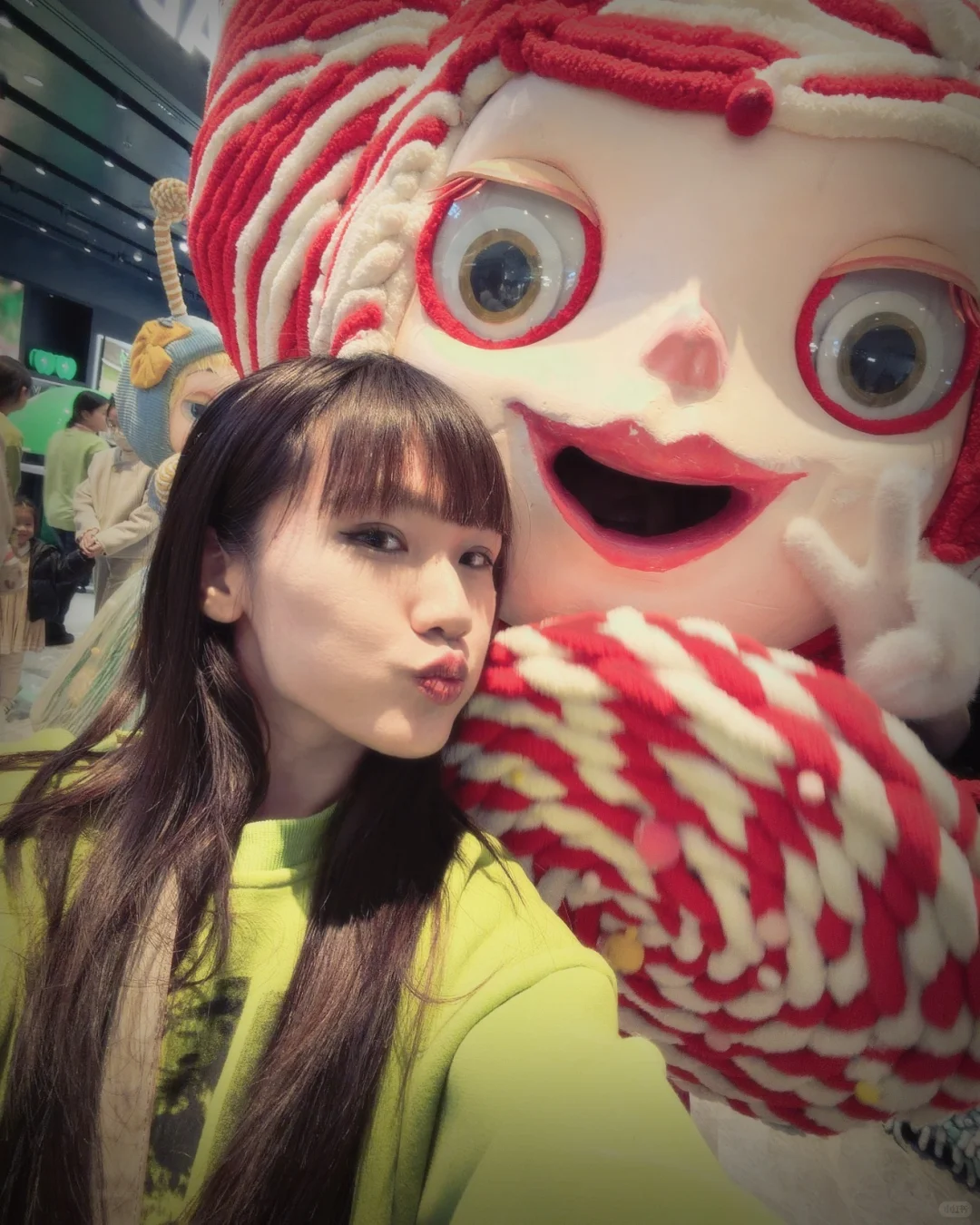 来福士×HUMANA首展?好甜好浪漫啊啊啊