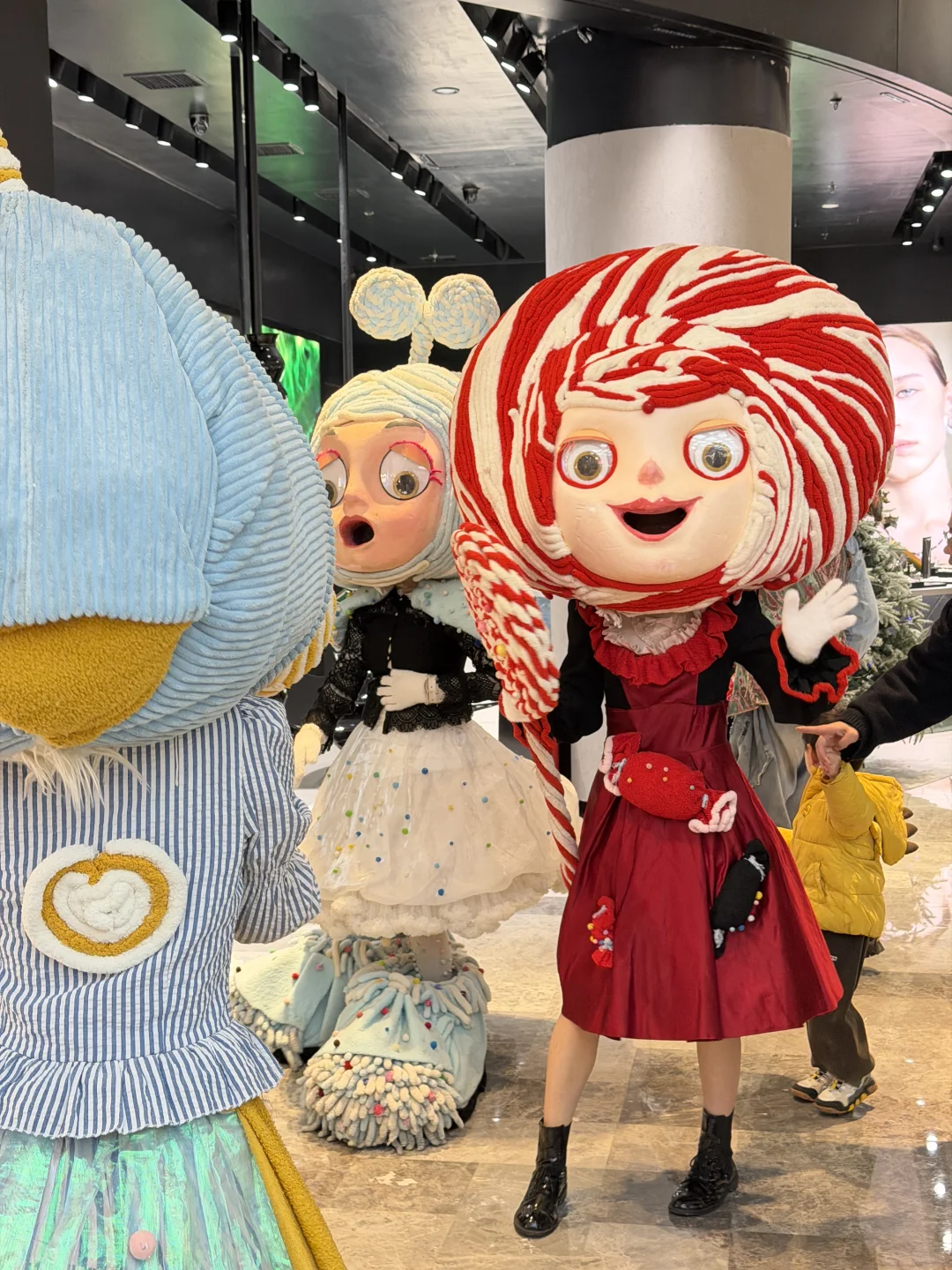 来福士×HUMANA首展?好甜好浪漫啊啊啊
