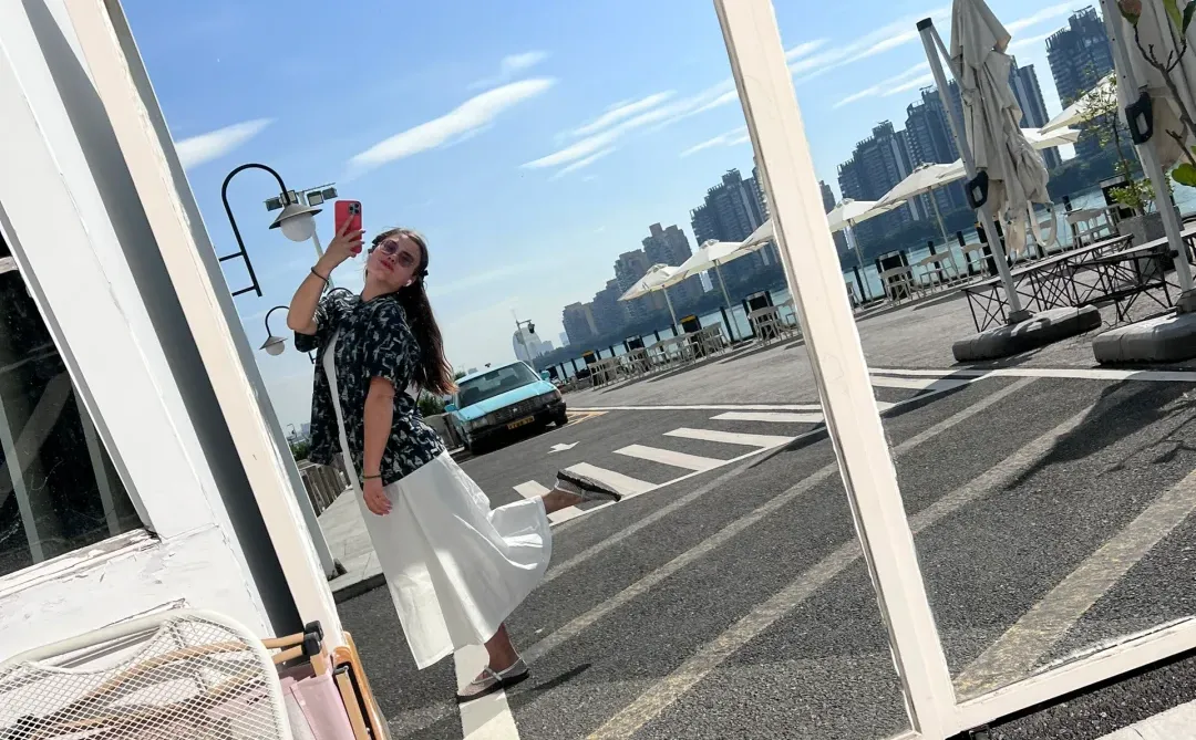 留学生参观广交会